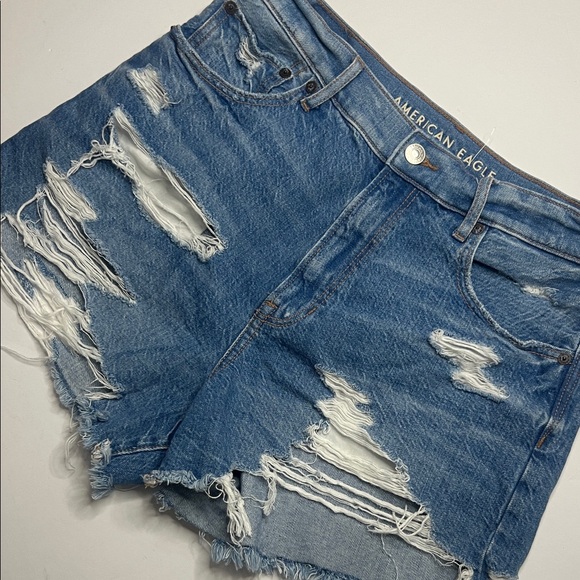 American Eagle Outfitters Distressed Denim Shorts - Picture 4 of 10